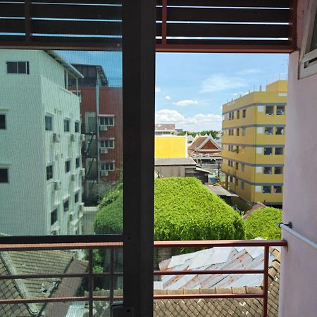 Bonita House Hotel Bangkok Ngoại thất bức ảnh