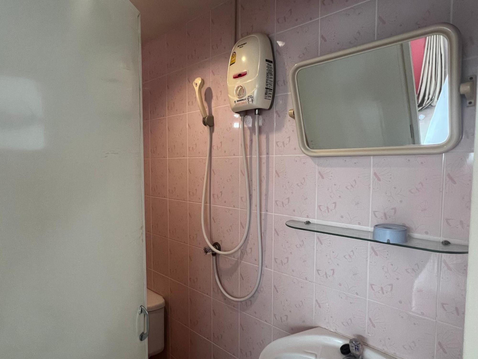 Bonita House Hotel Bangkok Ngoại thất bức ảnh